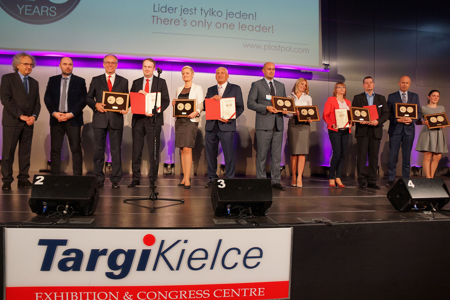 Easy Expo - projekty i zabudowa stoisk targowych